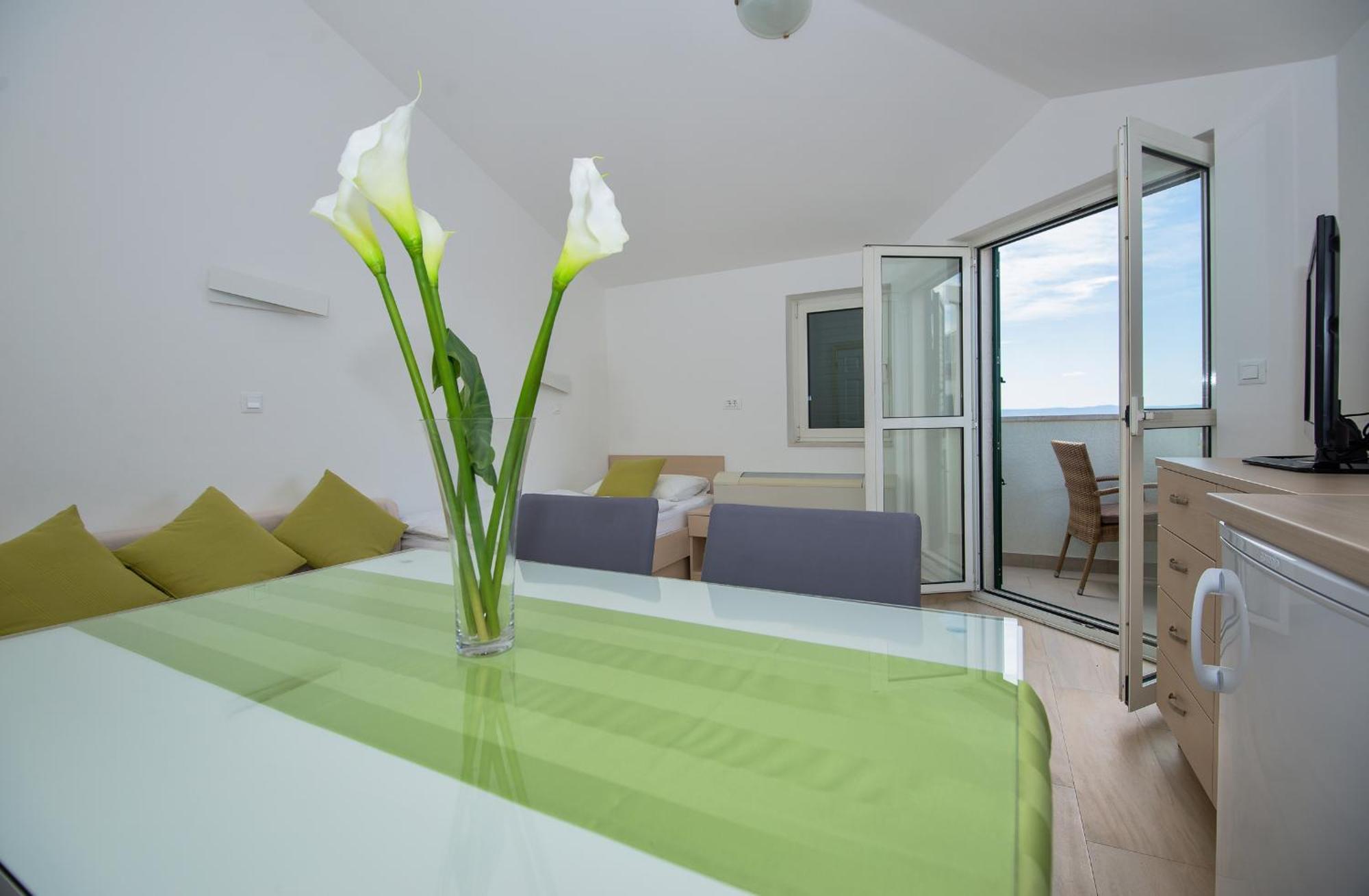 Apartments Beach Makarska Eksteriør bilde